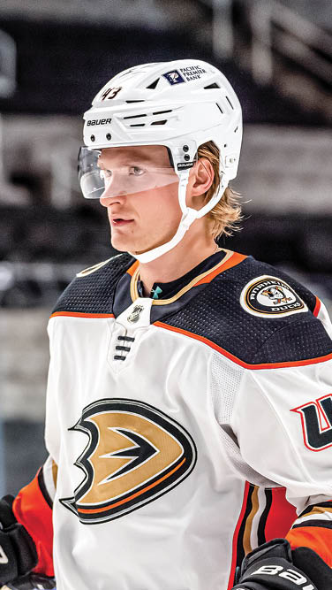 SAN JOSE, CA - APRIL 12: Anaheim Ducks center Danton Heinen (43) circles the ice waiting for the start of2nd period of the game between the Anaheim Ducks and the San Jose Sharks on Monday, April 12, 2021 at the SAP Center in San Jose, California  (Photo by Douglas Stringer Icon Sportswire via Getty Images)