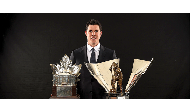 LAS VEGAS, NV - JUNE 21: Sidney Crosby of the Pittsburgh Penguins poses for a portrait with the Conn Smythe Trophy and The Maurice  Rocket  Richard Trophy at the 2017 NHL Awards at T-Mobile Arena on June 21, 2017 in Las Vegas, Nevada   (Photo by Brian Babineau NHLI via Getty Images)